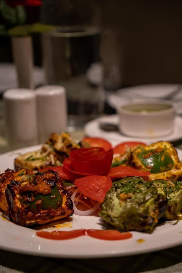 Barsana Boutique Hotel - Pure Vegetarian Kolkata Exterior photo